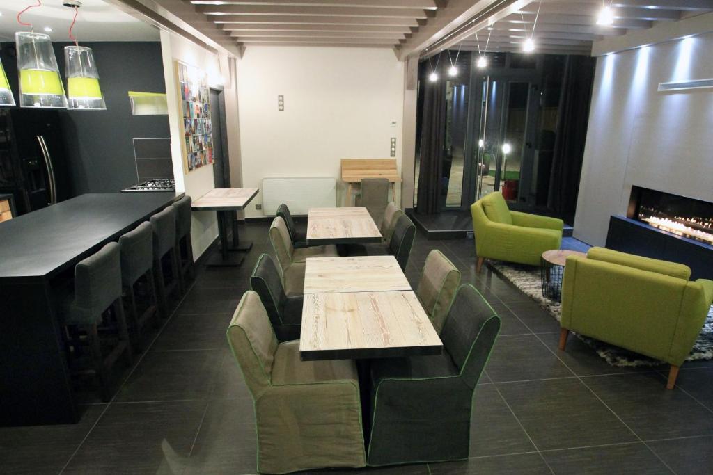 Aux 5 Sens Bed & Breakfast Tillé Екстериор снимка